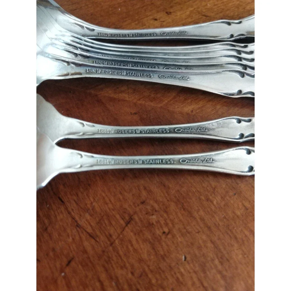 1881 Rogers Oneida Ltd Arbor Rose True Rose Stainless: Lot 7 Table Spoon + Fork
